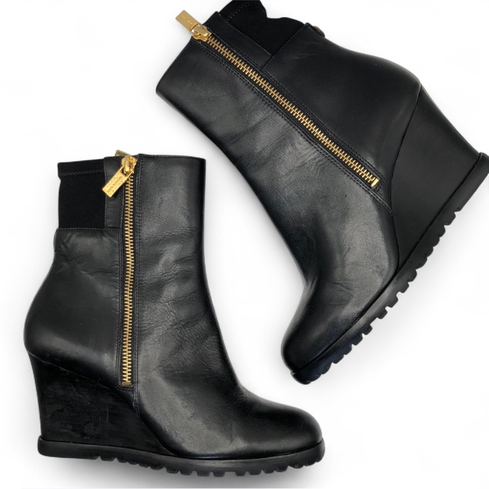 Michael Kors Women's Aileen Vaachetta Black Leather Wedge Bootie